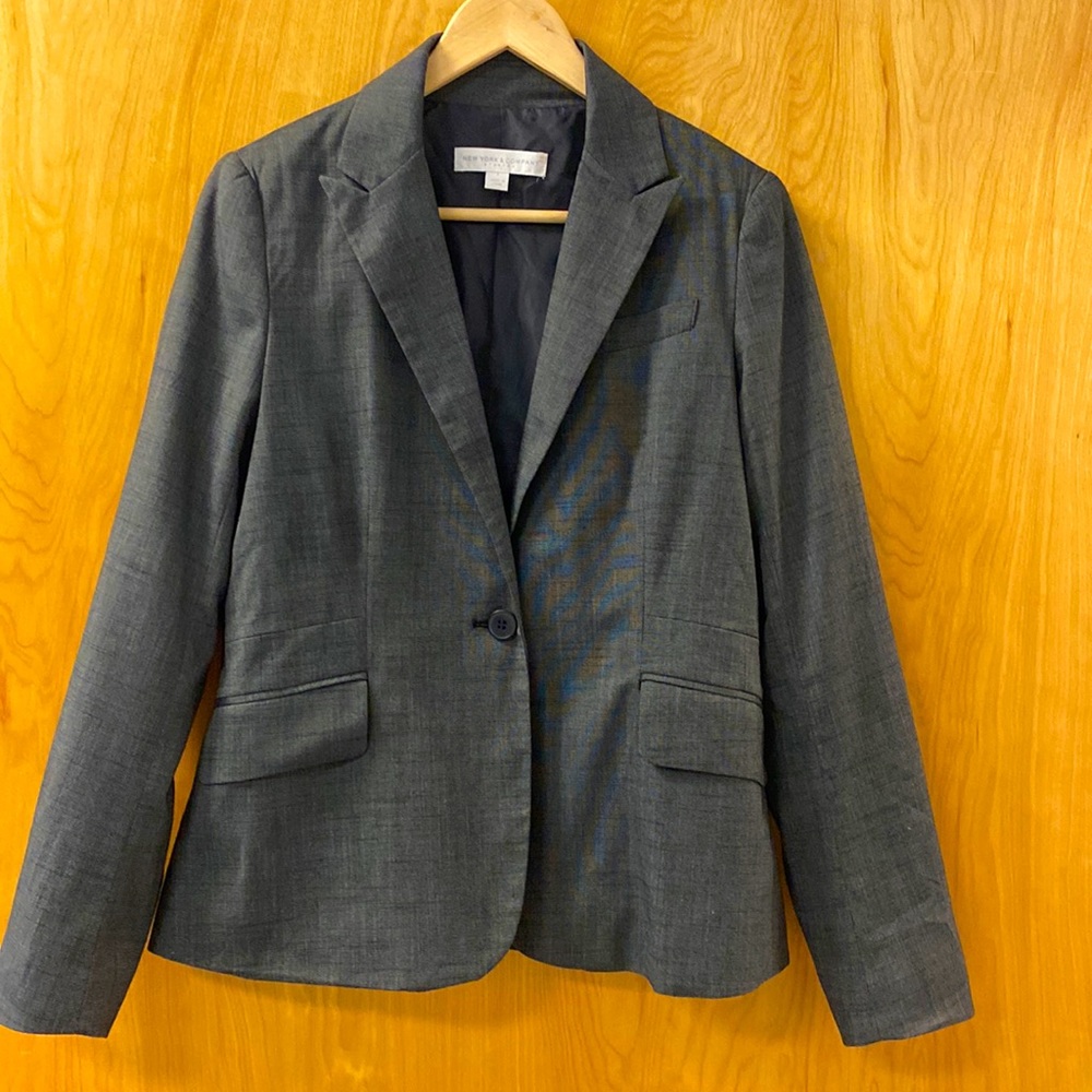 Women classic blazer